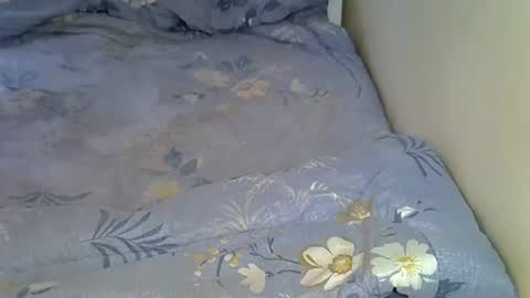 Snapshot of lovelytin chatting on 09.10.25 lovelytin online show from 09.10.25