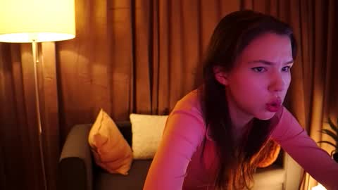 Snapshot of lovepilll_ chatting on 10.14.25 TakeUrPill online show from 10.14.25