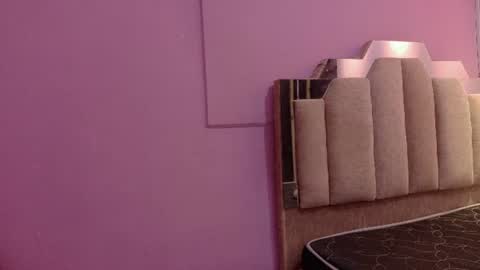 L O V E  online show from 07.30.26