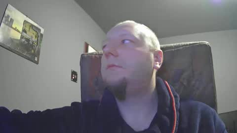Snapshot of lover582553 chatting on 02.24.25 lover582553 online show from 02.24.25