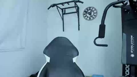 Snapshot of lover_fitnessboy chatting on 02.11.25 kevin online show from 02.11.25