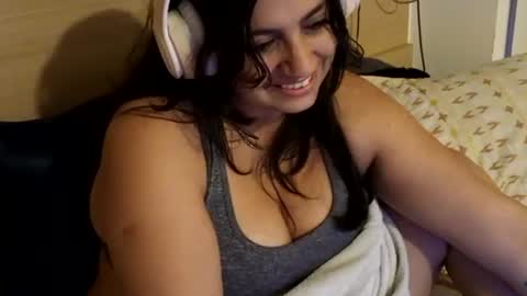 Snapshot of loverfairy chatting on 11.17.25 LoverFairy online show from 11.17.25