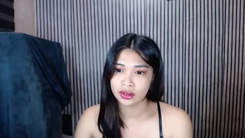 Snapshot of loverph15 chatting on 10.14.25 loverph15 online show from 10.14.25