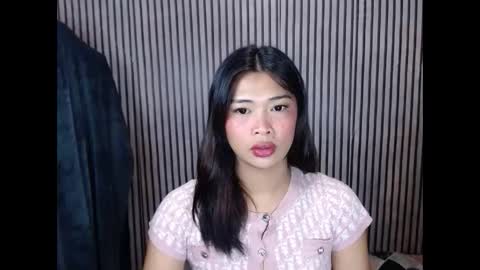 Snapshot of loverph15 chatting on 10.21.25 loverph15 online show from 10.21.25