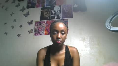 Snapshot of lovers_oncam chatting on 06.29.26 RedJoy online show from 06.29.26
