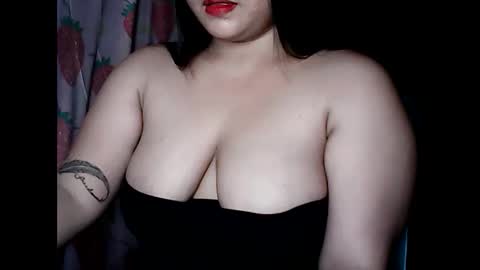 Snapshot of loveslut4u chatting on 01.12.25 Khatty online show from 01.12.25