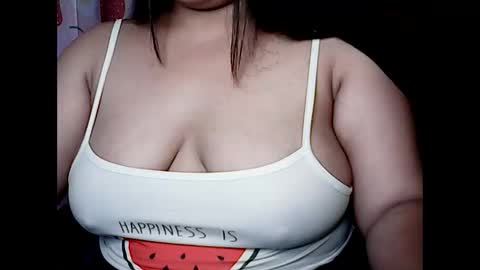 Snapshot of loveslut4u chatting on 01.21.25 Khatty online show from 01.21.25