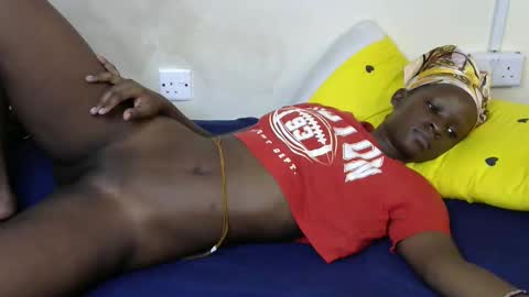 loveslut_ online show from 12.21.25