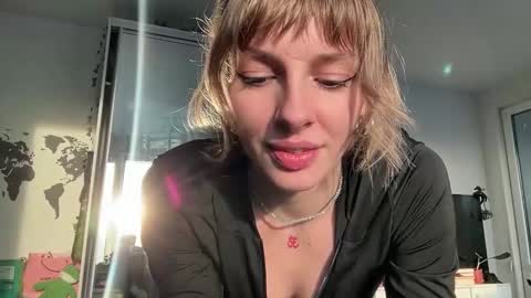 lovesstation online show from 02.21.26