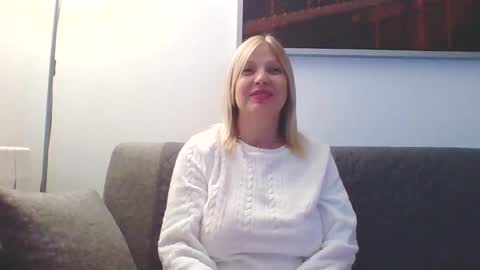 Snapshot of lovestar544963 chatting on 12.04.24 Marlyn online show from 12.04.24