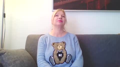 Snapshot of lovestar544963 chatting on 12.10.24 Marlyn online show from 12.10.24