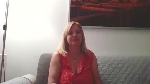 Snapshot of lovestar544963 chatting on 09.25.25 Marlyn online show from 09.25.25