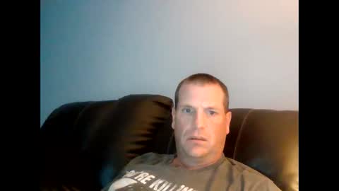 Snapshot of lovetocum37 chatting on 10.06.25 lovetocum37 online show from 10.06.25