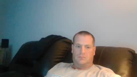 Snapshot of lovetocum37 chatting on 12.04.25 lovetocum37 online show from 12.04.25