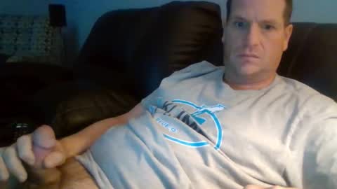 Snapshot of lovetocum37 chatting on 12.15.25 lovetocum37 online show from 12.15.25