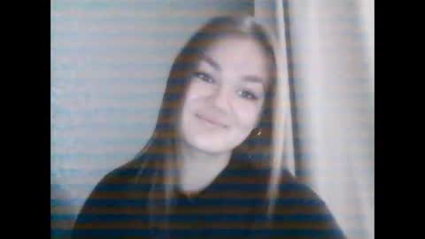 Snapshot of loviesimone chatting on 09.30.25 loviesimone online show from 09.30.25