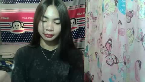 Snapshot of loving_rhean chatting on 05.13.26 loving_rhean online show from 05.13.26
