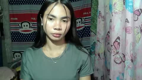 Snapshot of loving_rhean chatting on 05.19.26 loving_rhean online show from 05.19.26