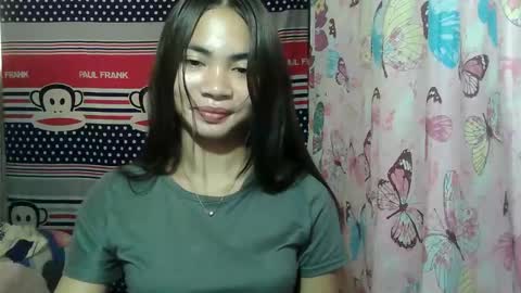 Snapshot of loving_rhean chatting on 05.20.26 loving_rhean online show from 05.20.26