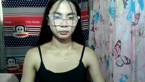 Snapshot of loving_rhean chatting on 05.22.26 loving_rhean online show from 05.22.26