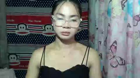 Snapshot of loving_rhean chatting on 05.25.26 loving_rhean online show from 05.25.26