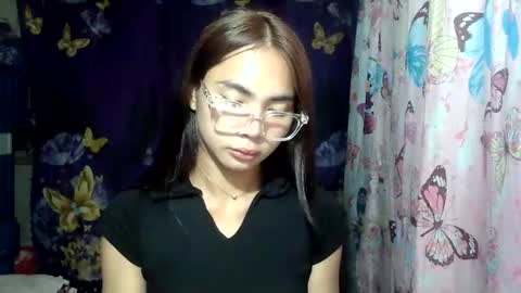 Snapshot of loving_rhean chatting on 06.18.26 loving_rhean online show from 06.18.26