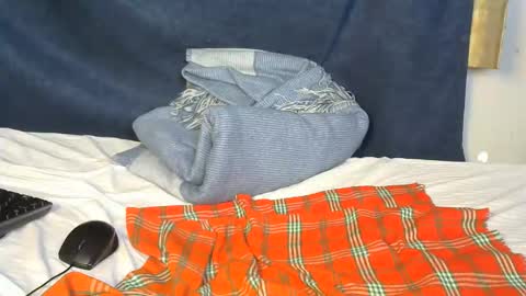 lovly_lastborn online show from 09.23.25