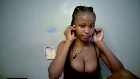 lovly_lastborn online show from 03.12.26