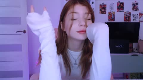 Snapshot of lower_angel chatting on 12.08.24 Loly online show from 12.08.24