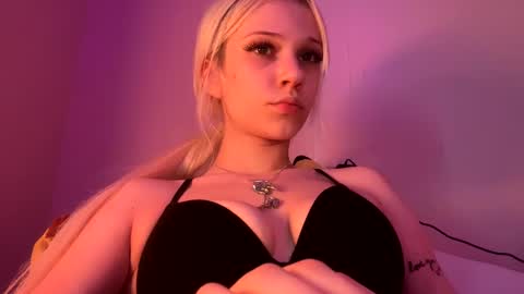 Snapshot of lsdprincess chatting on 12.14.24 Princess  online show from 12.14.24