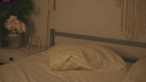 Snapshot of lu__lane chatting on 09.17.25 Lu 3 online show from 09.17.25