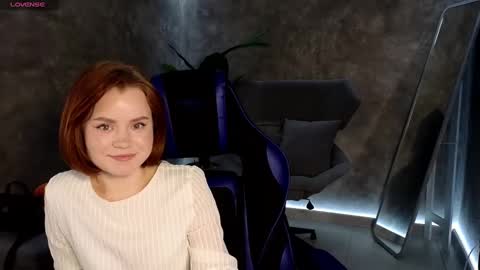 Snapshot of lu_muon chatting on 02.04.25 lu_muon online show from 02.04.25