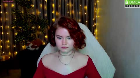 Snapshot of lu_muon chatting on 02.15.25 lu_muon online show from 02.15.25