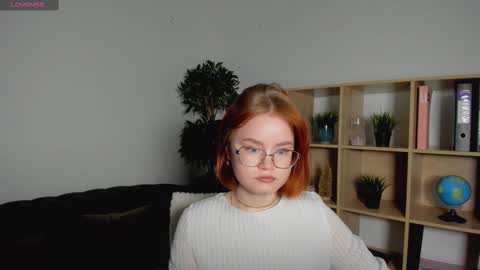 Snapshot of lu_muon chatting on 02.21.25 lu_muon online show from 02.21.25