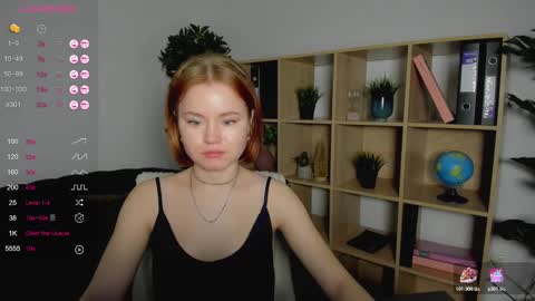 Snapshot of lu_muon chatting on 02.22.25 lu_muon online show from 02.22.25