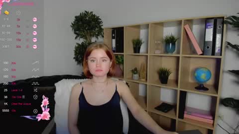 Snapshot of lu_muon chatting on 02.22.25 lu_muon online show from 02.22.25