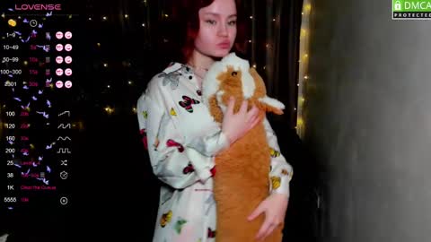 Snapshot of lu_muon chatting on 02.23.25 lu_muon online show from 02.23.25