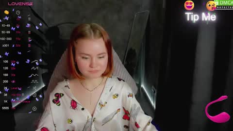 Snapshot of lu_muon chatting on 02.26.25 lu_muon online show from 02.26.25