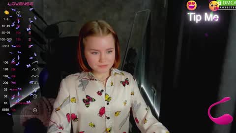 Snapshot of lu_muon chatting on 02.26.25 lu_muon online show from 02.26.25