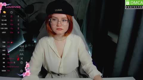 Snapshot of lu_muon chatting on 03.10.25 lu_muon online show from 03.10.25