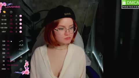 Snapshot of lu_muon chatting on 03.10.25 lu_muon online show from 03.10.25