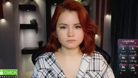 Snapshot of lu_muon chatting on 09.18.25 lu_muon online show from 09.18.25