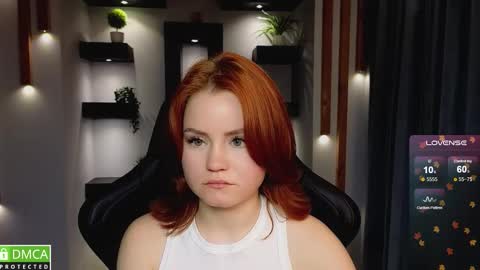 Snapshot of lu_muon chatting on 09.22.25 lu_muon online show from 09.22.25