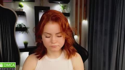 Snapshot of lu_muon chatting on 10.10.25 lu_muon online show from 10.10.25