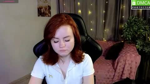 Snapshot of lu_muon chatting on 11.14.25 lu_muon online show from 11.14.25