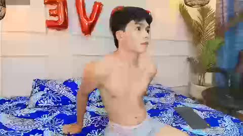 lUAN online show from 09.25.25