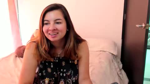 luara__01__lecat_1 online show from 03.13.26