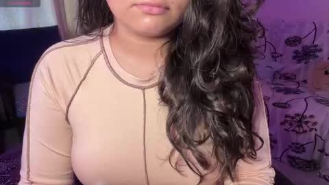 Snapshot of lubna_07 chatting on 12.17.25 slow poison online show from 12.17.25