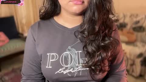 Snapshot of lubna_07 chatting on 12.19.25 slow poison online show from 12.19.25