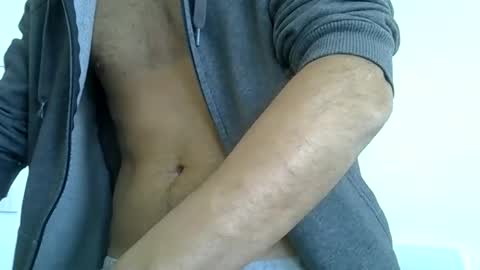 Snapshot of luca2828 chatting on 10.28.25 luca2828 online show from 10.28.25